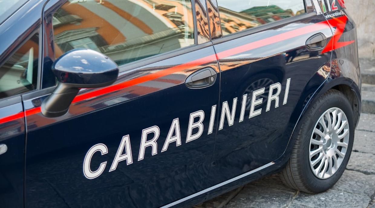 Dramma sfiorato a Modena: carabinieri salvano un uomo dal suicidio sul cavalcavia di via Ciro Menotti