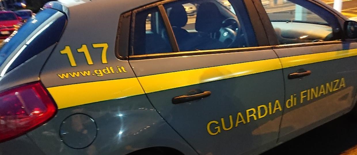 Evasione fiscale e autoriciclaggio: sequestro milionario a Carpi 