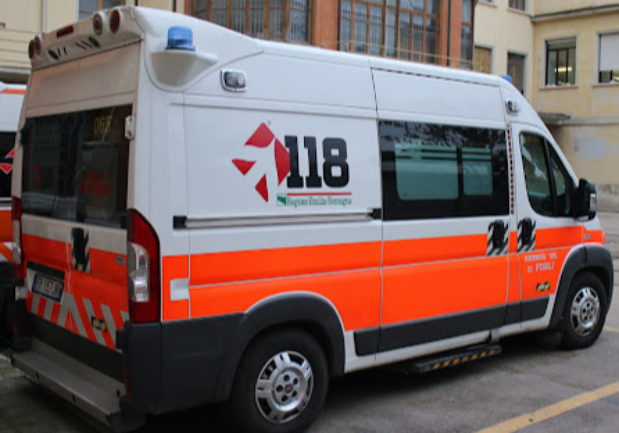Esplode una pentola a pressione: donna 55enne in gravissime condizioni