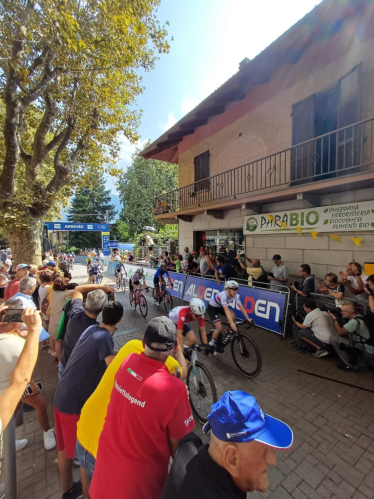 Tour de L’Avenir: Trionfo di Kajamini nella Quinta Tappa!