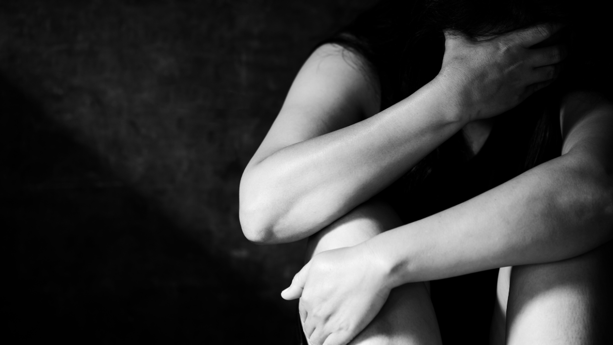 Paura in Spiaggia: Violenza su una Minorenne a Punta Marina