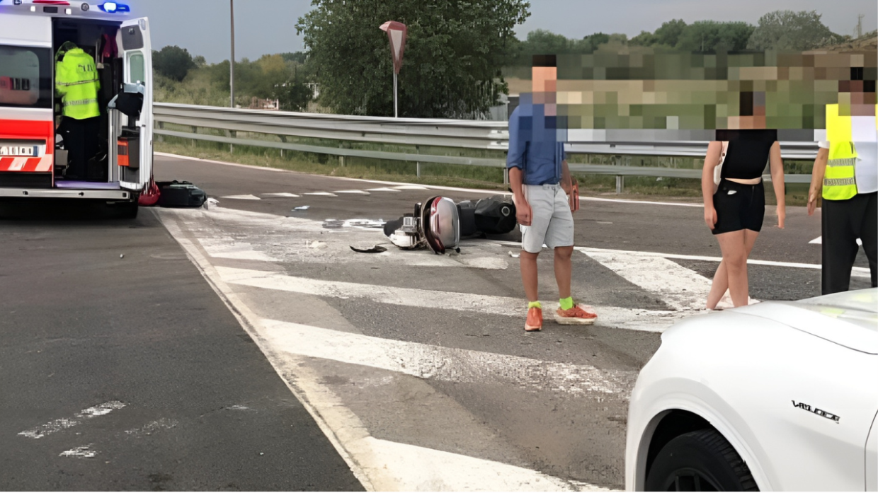 Schianto ad Altedo: grave un motociclista di 75 anni