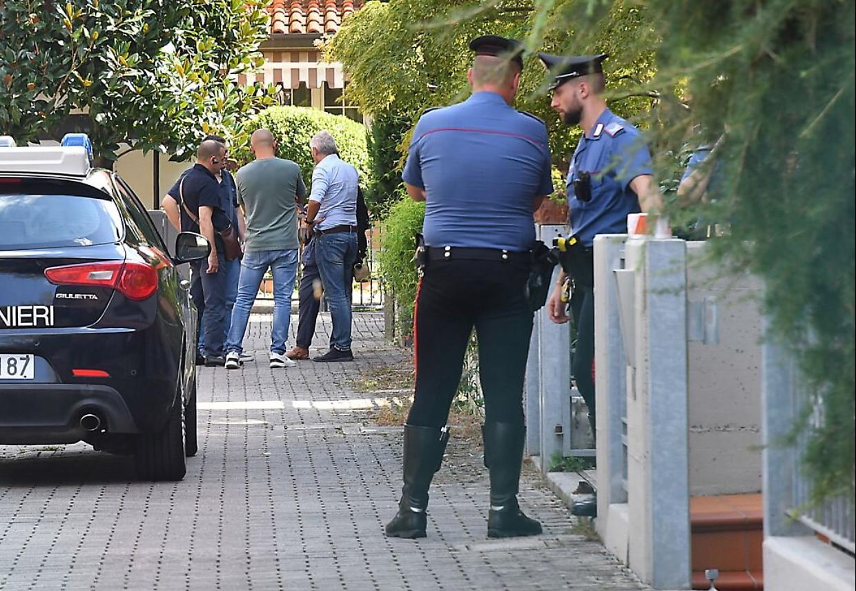 Ravenna, l'omicidio di via Lolli spacca l'opinione pubblica