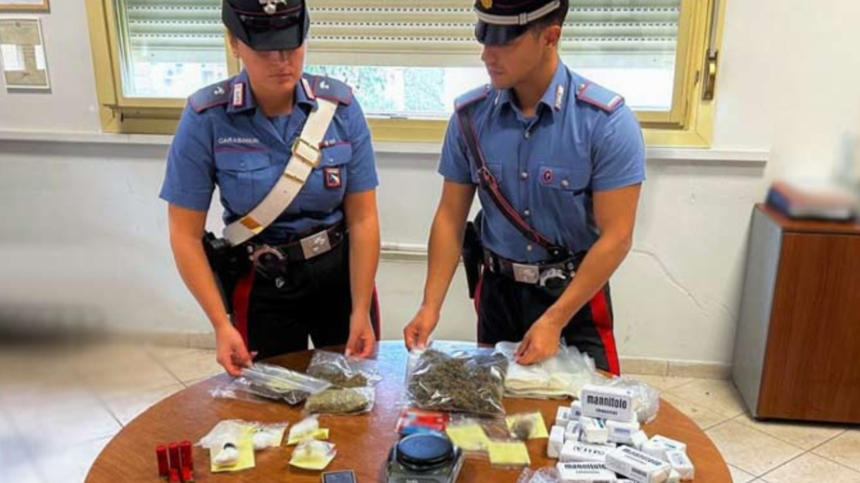 Borgo Panigale: arrestato 38enne con cocaina, marijuana e hashish