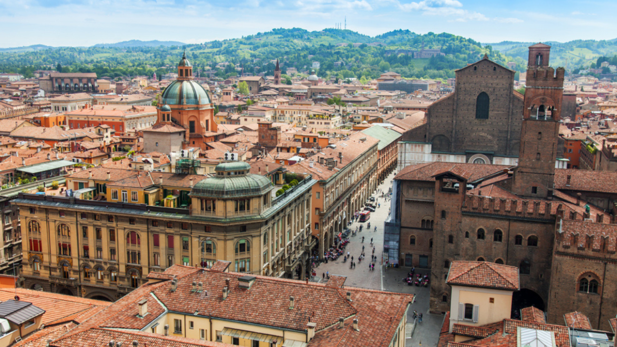 Intesa Sanpaolo celebra l'eccellenza del Made in Italy:  a Bologna la decima Tappa di "Imprese Vincenti"