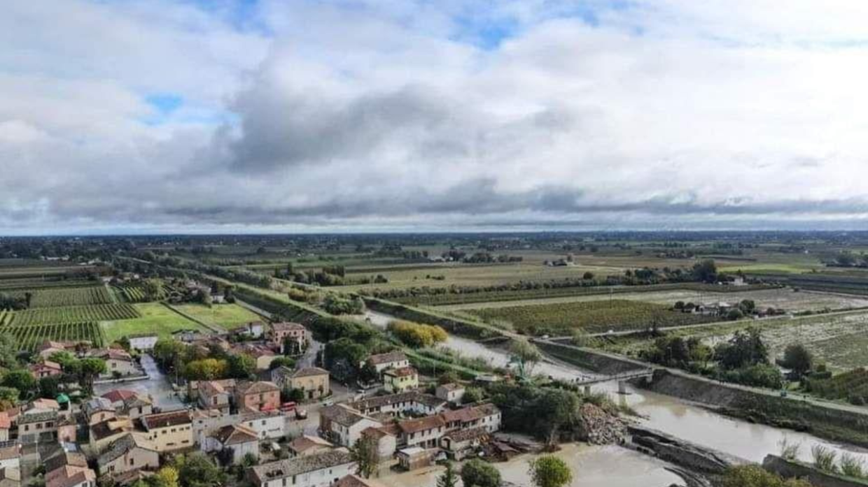 Alluvione a Traversara: la rabbia di chi vive tra paura e fragilità