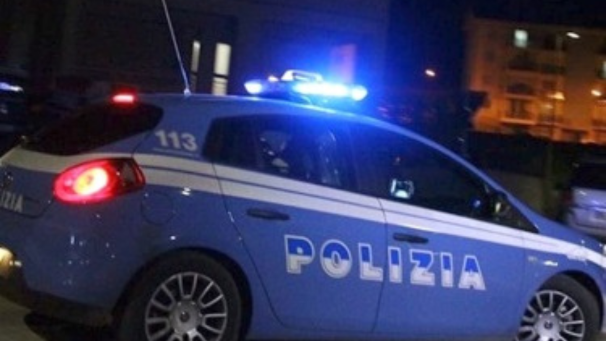 Rimini: accoltellato all'addome dopo aver rifiutato di dare denaro per delle sigarette