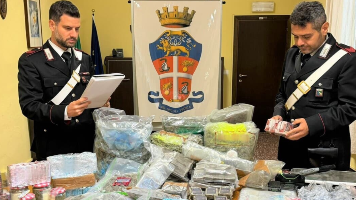 Blitz antidroga a Bologna: arrestata coppia con 33 kg  di droga 