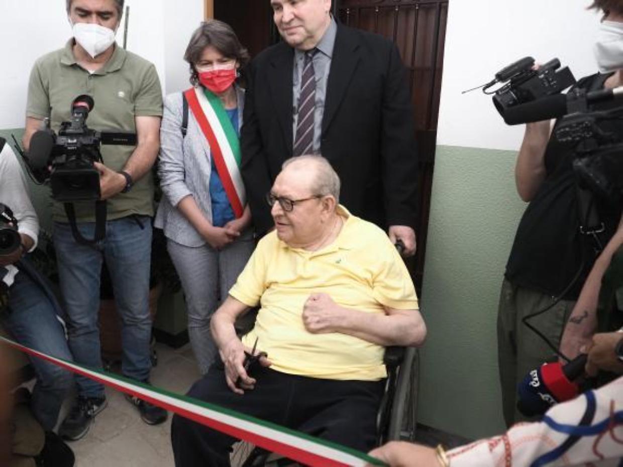 Emo Gruppioni, il giorno dell'inaugurazione dell'ascensore