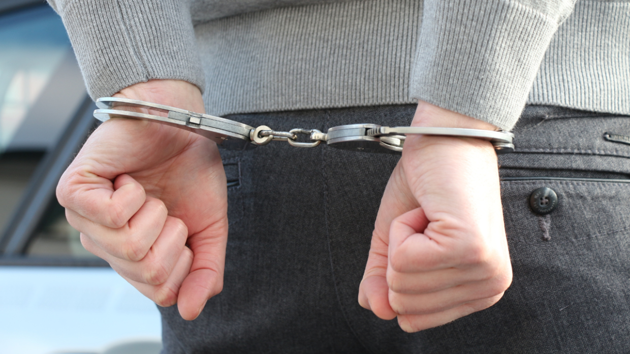 Arrestato 40enne a Bologna per violazione del divieto di avvicinamento all'ex fidanzata