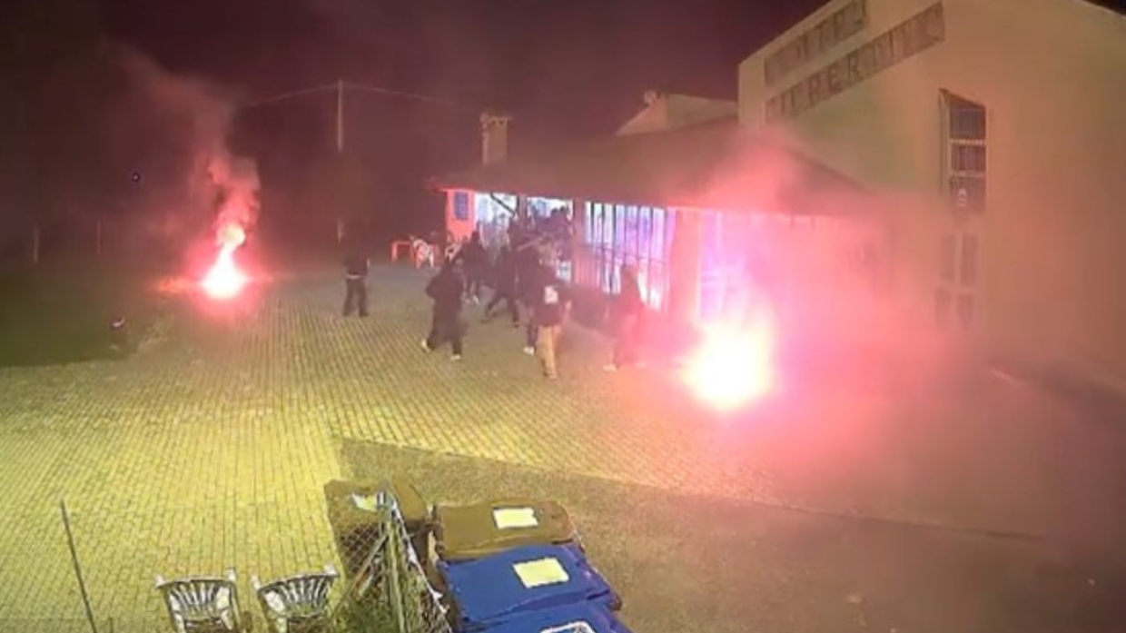 Raid Vandalico a Bellaria: Gli Ultras del Cesena Sotto Indagine