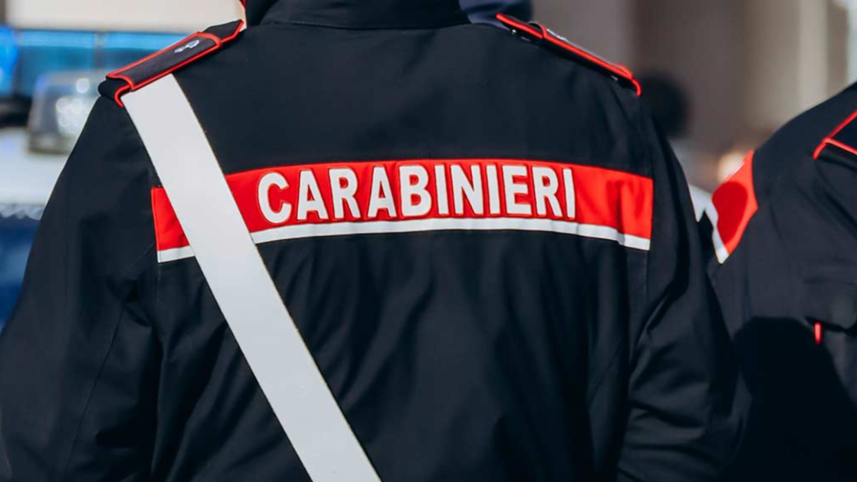 Tentata Rapina in un Bar di Bagnacavallo: Anziano e Carabiniere Aggrediti da una 44enne