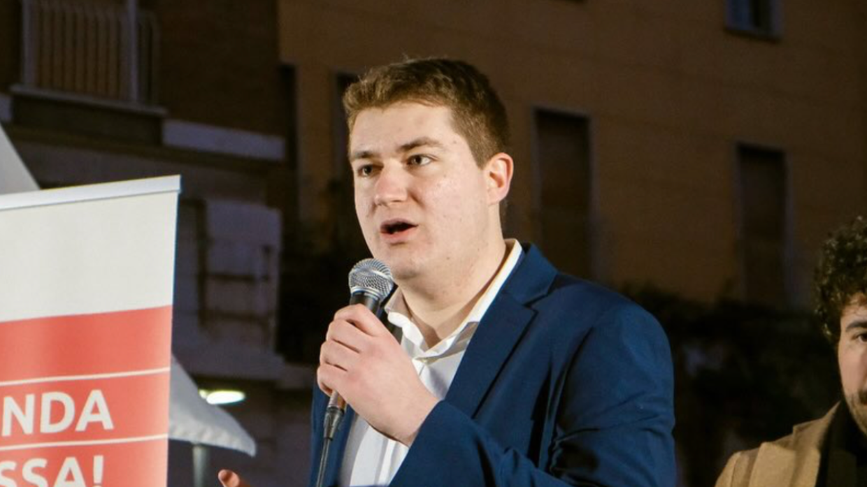 Matteo Hallissey sfida Salvini: scontro sulle dichiarazioni omofobe e sull'aborto