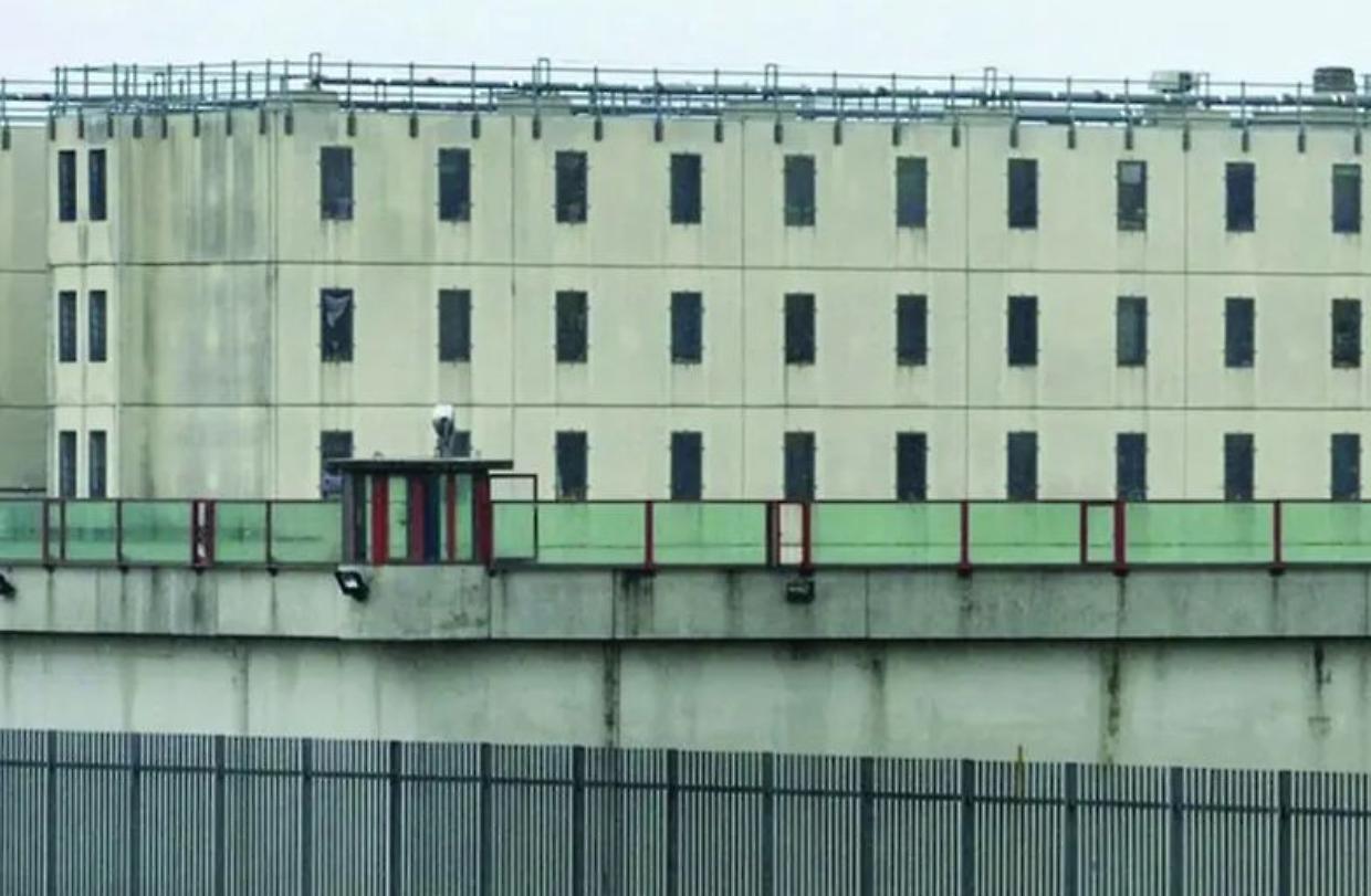 Colloqui al 41-bis: tatuaggi coperti per evitare messaggi in codice