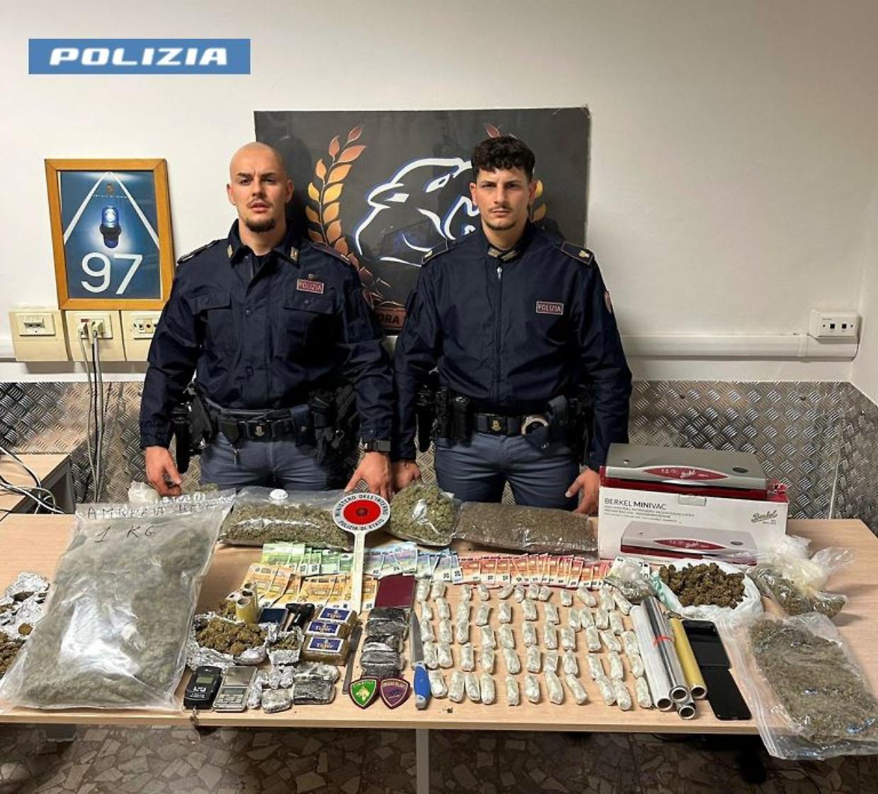 Arresto a Bologna: 28enne trovato con 4 kg di droga