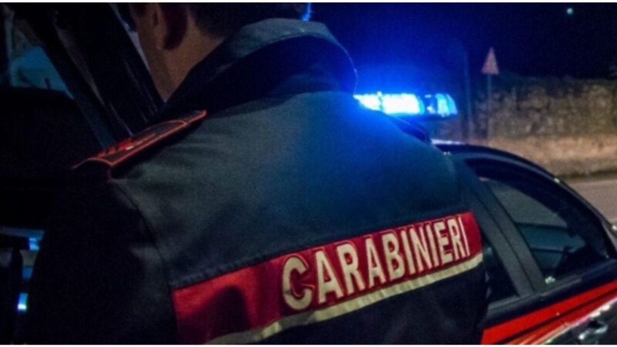 Reggiolo: Fermato un Giovane con Attrezzi da Scasso in Auto, Tentativo di Fuga Bloccato dai Carabinieri