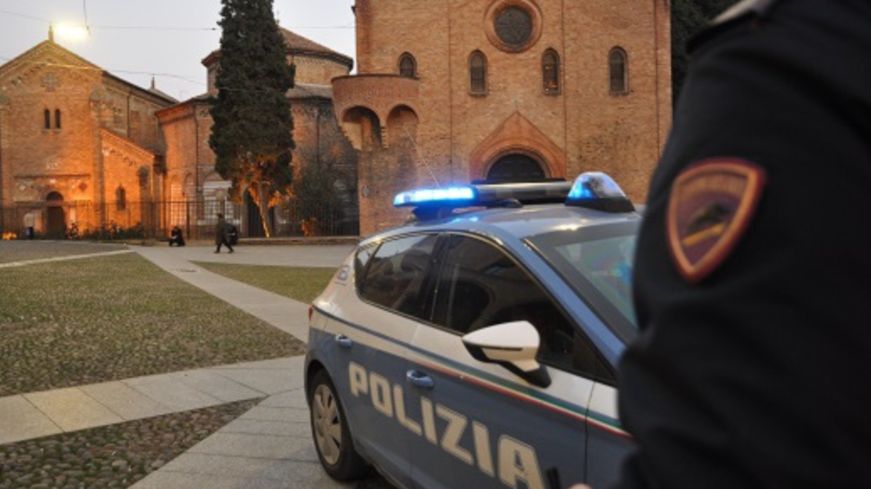 Tentata rapina in pizzeria a Bologna: arrestati due uomini entrambi con precedenti penali