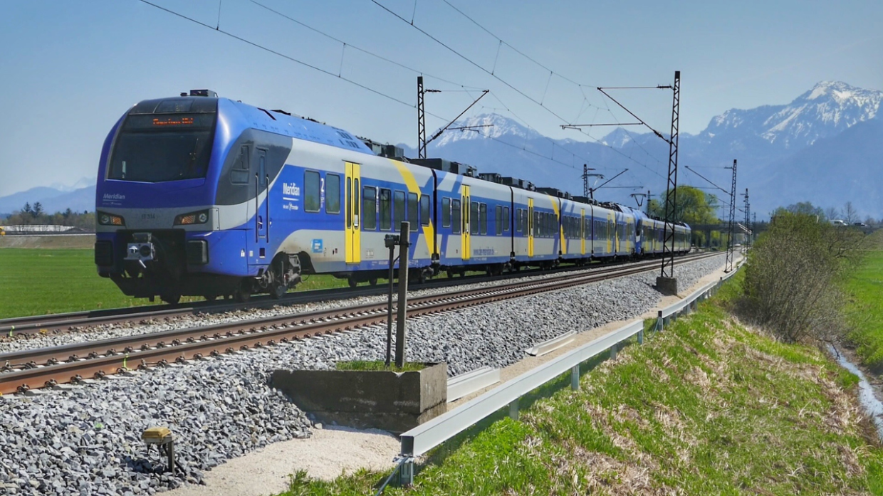 Latitante pluripregiudicato arrestato al Brennero mentre tentava di tornare a Bologna in treno