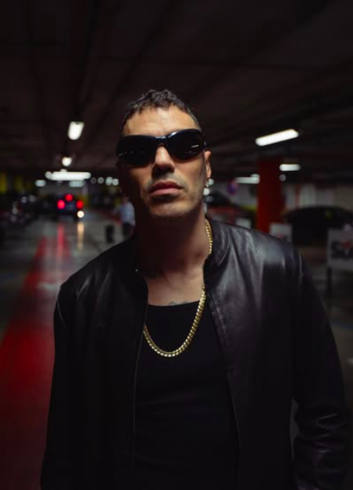 Marracash è tornato: lancia il settimo album 'È Finita la Pace' e si prepara a una tournée storica negli stadi