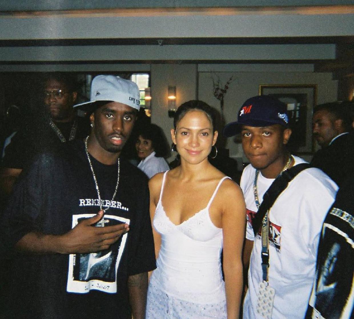 Puff Diddy e Jennifer Lopez all'epoca della loro relazione (Fonte Instagram)