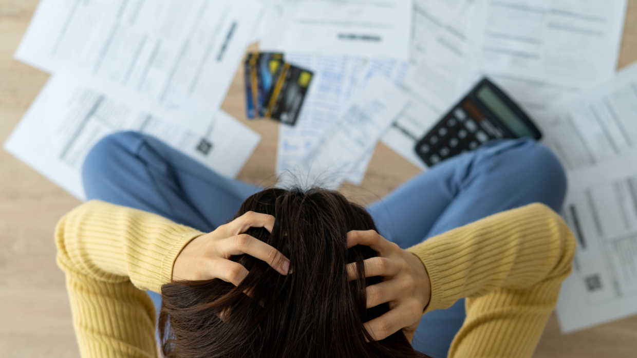 Come difendersi dagli aumenti? Strategie e consigli per affrontare il rialzo delle bollette
