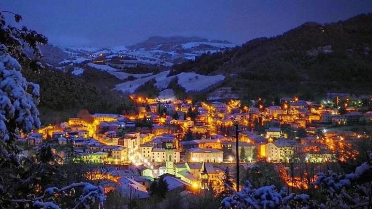 Gli eventi imperdibili del Villaggio di Natale di Corniolo, tra trekking, concerti e spettacoli
