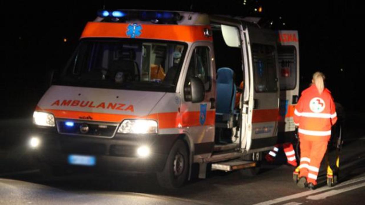 Scontro frontale a Spilamberto: cinque feriti, grave un 17enne