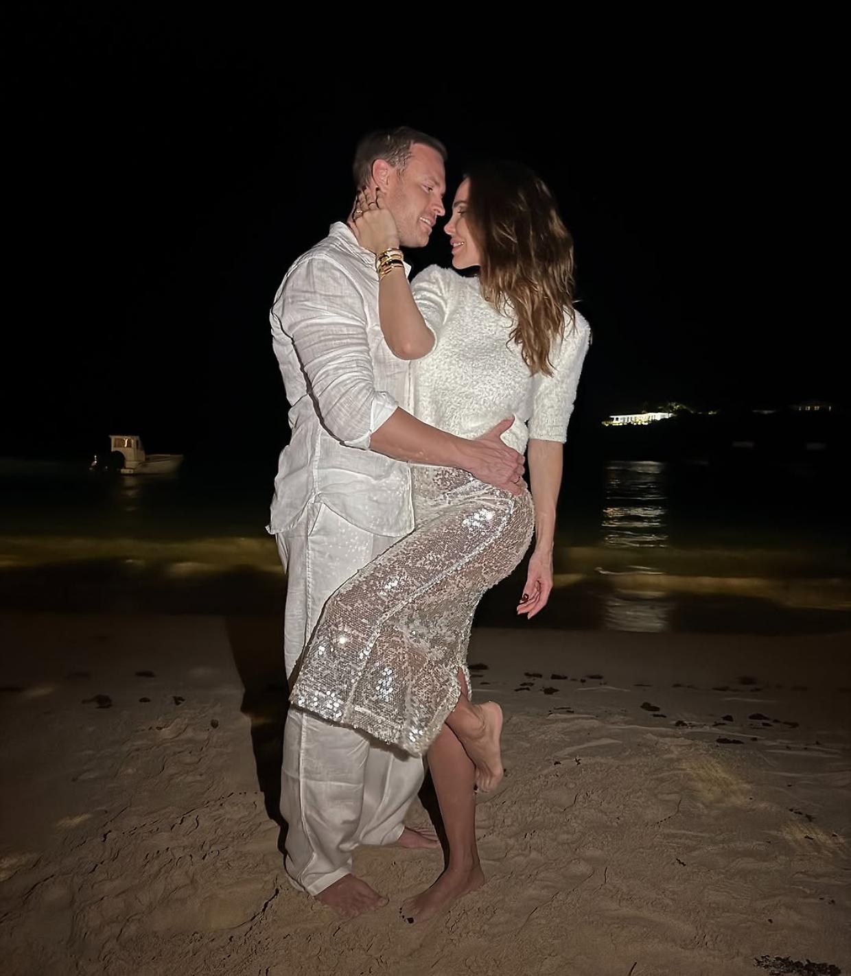 Ilary Blasi e l'amore con Bastian Muller: "Una cartomante me lo aveva predetto ed è successo davvero"