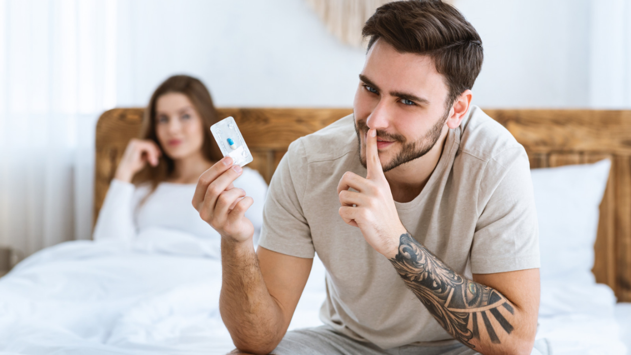 250 milioni di euro spesi in pillole per il sesso: come l'Italia sta diventando dipendente dal Cialis