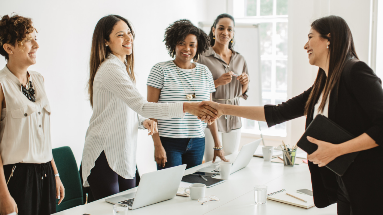 Gli italiani vogliono cambiare lavoro: le 10 professioni in crescita secondo LinkedIn