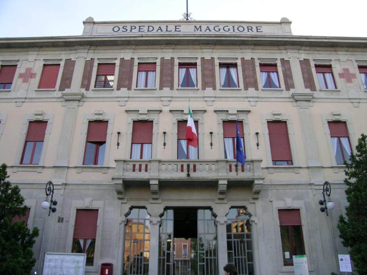 34enne arrestato dopo aggressione e tentata rapina all'Ospedale Maggiore di Parma