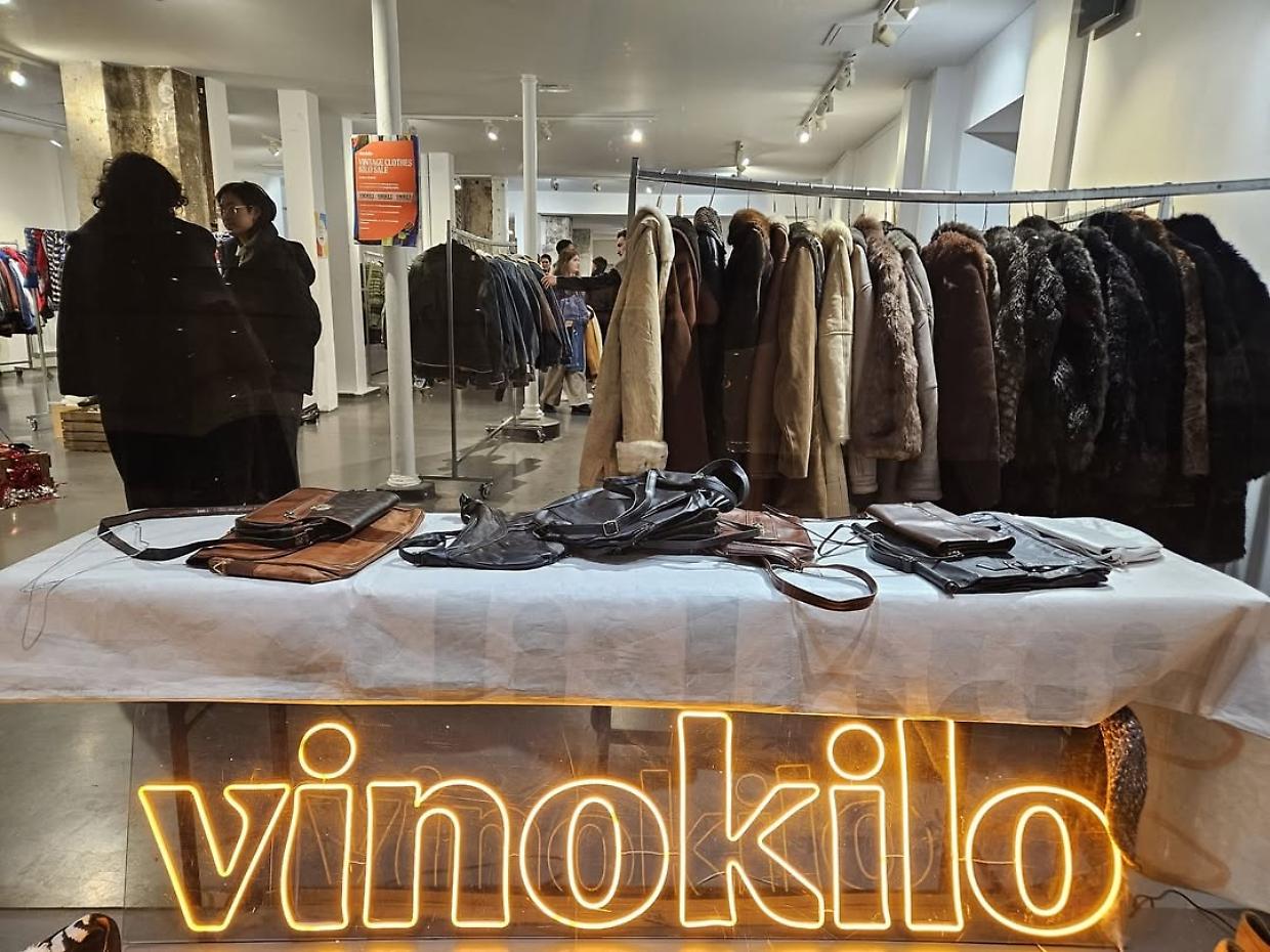 Vinokilo a Bologna: il boom del vintage sostenibile