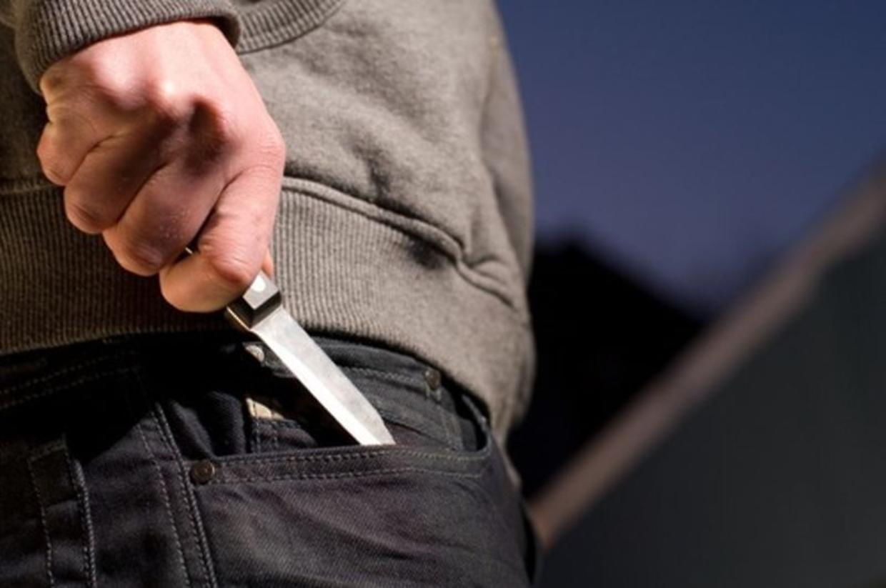 Studente dodicenne porta un coltello a scuola a Ravenna: necessario l'intervento della Polizia