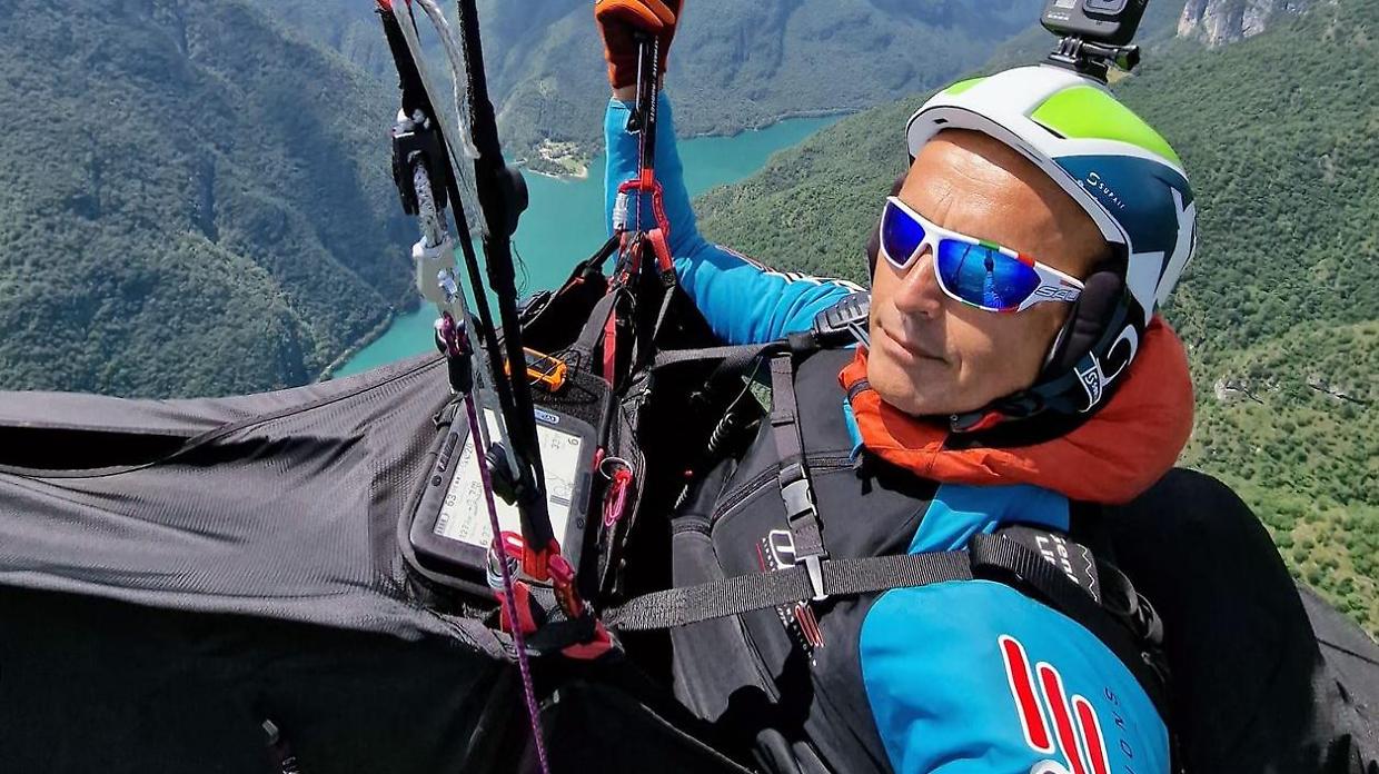 Tragedia in parapendio a Tenerife: muore un ferrarese di 60 Anni