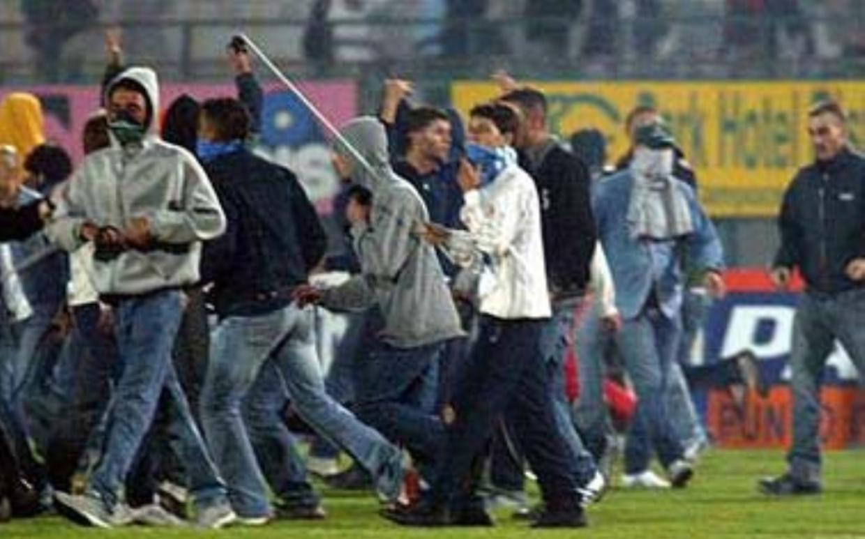 Arrestato a Reggio Emilia dopo gli scontri in Avellino-Napoli del 2003