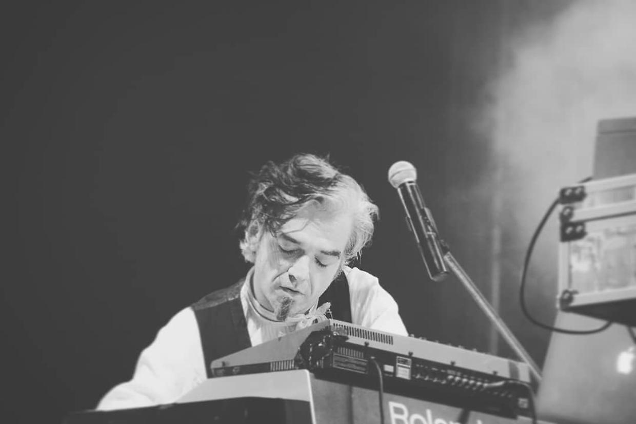 Morgan al Bravo Caffè: un viaggio musicale tra Bluvertigo e Bowie
