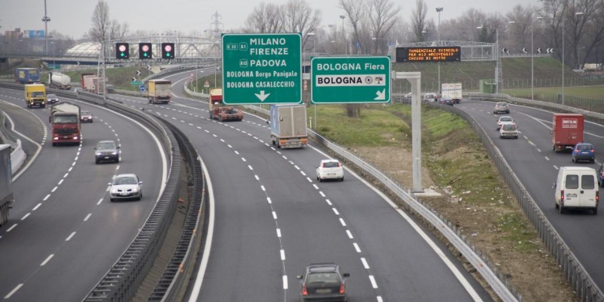 Lavori notturni sulla tangenziale di Bologna: chiusure e percorsi alternativi