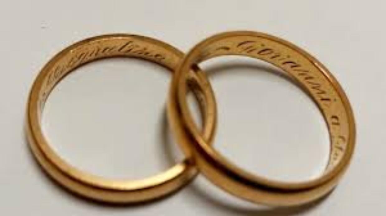 Piacenza: Le Fedi Nuziali Ritrovate Dopo la Pandemia, Una Storia di Amore e Scaramanzia
