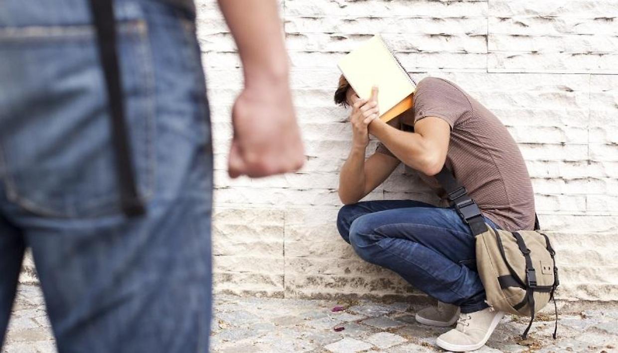 Due minorenni denunciati per l'aggressione ad un 17enne, a cui avevano rubato anche 10 euro