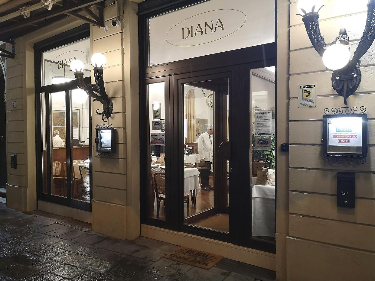 Ristorante Diana: Un Nuovo Capitolo per l'Icona della Cucina Bolognese