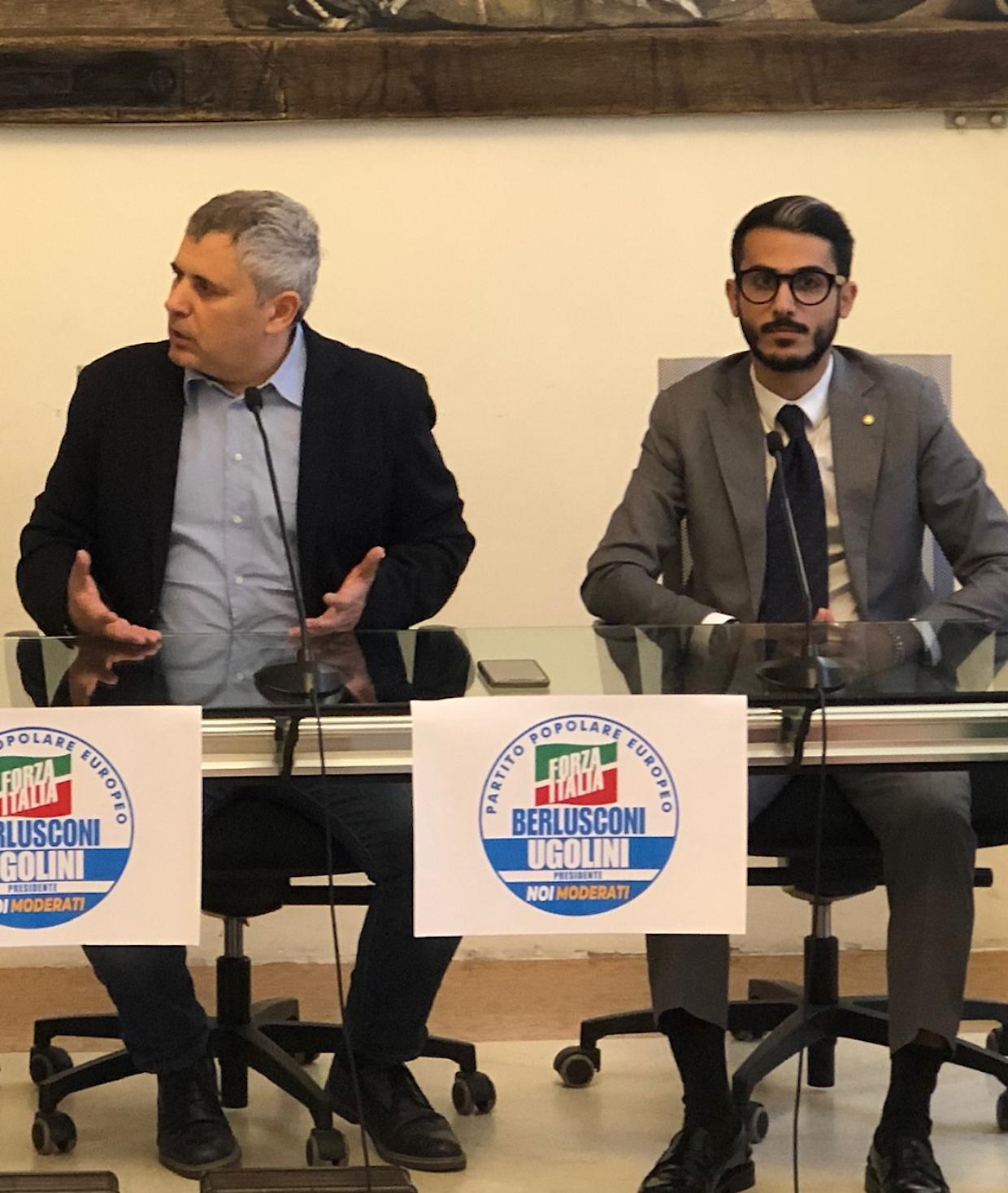 Forza Italia, tutti uniti... contro Manes!
