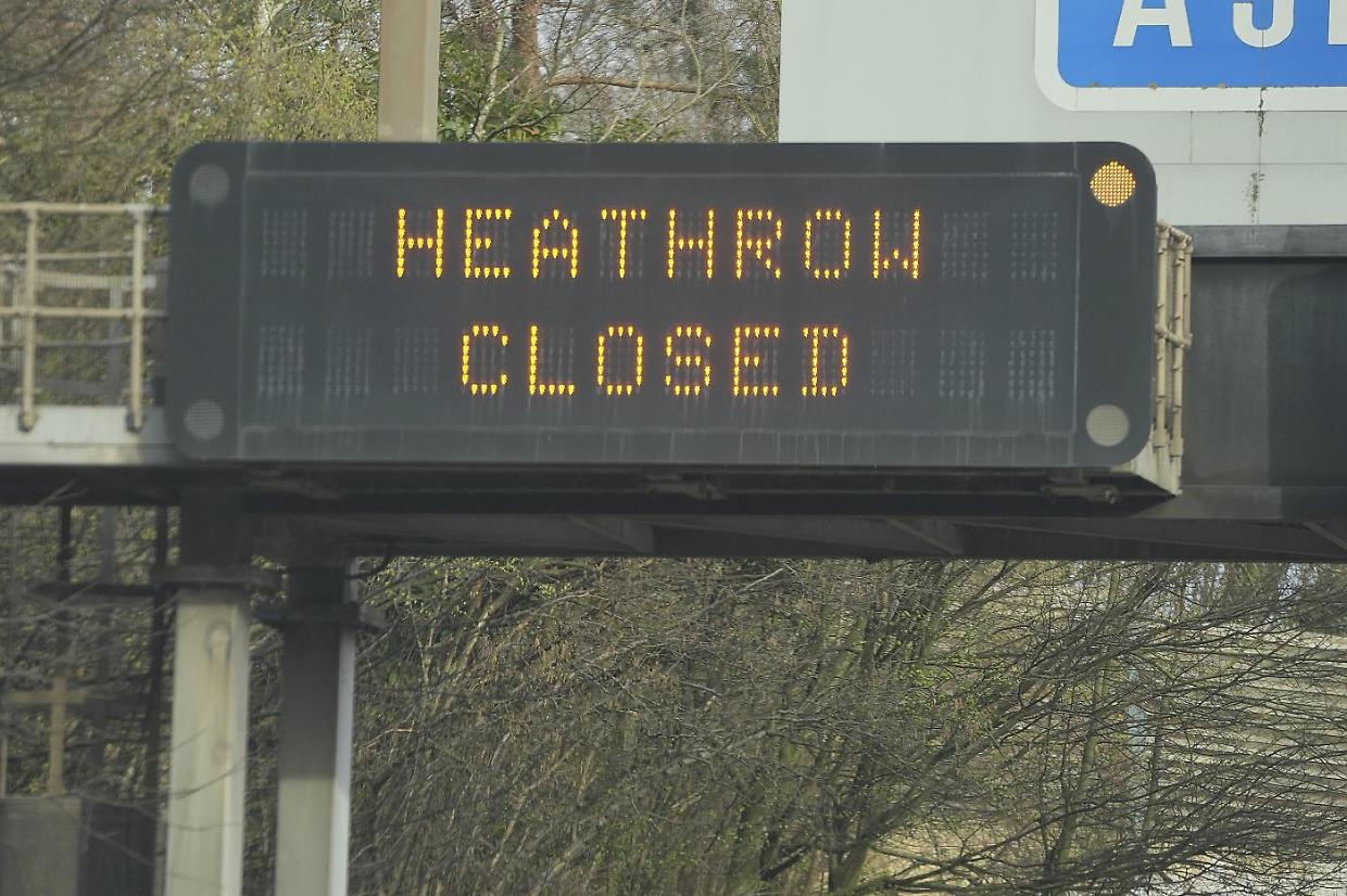 Incendio a Heathrow: caos nei voli e disagi anche a Bologna