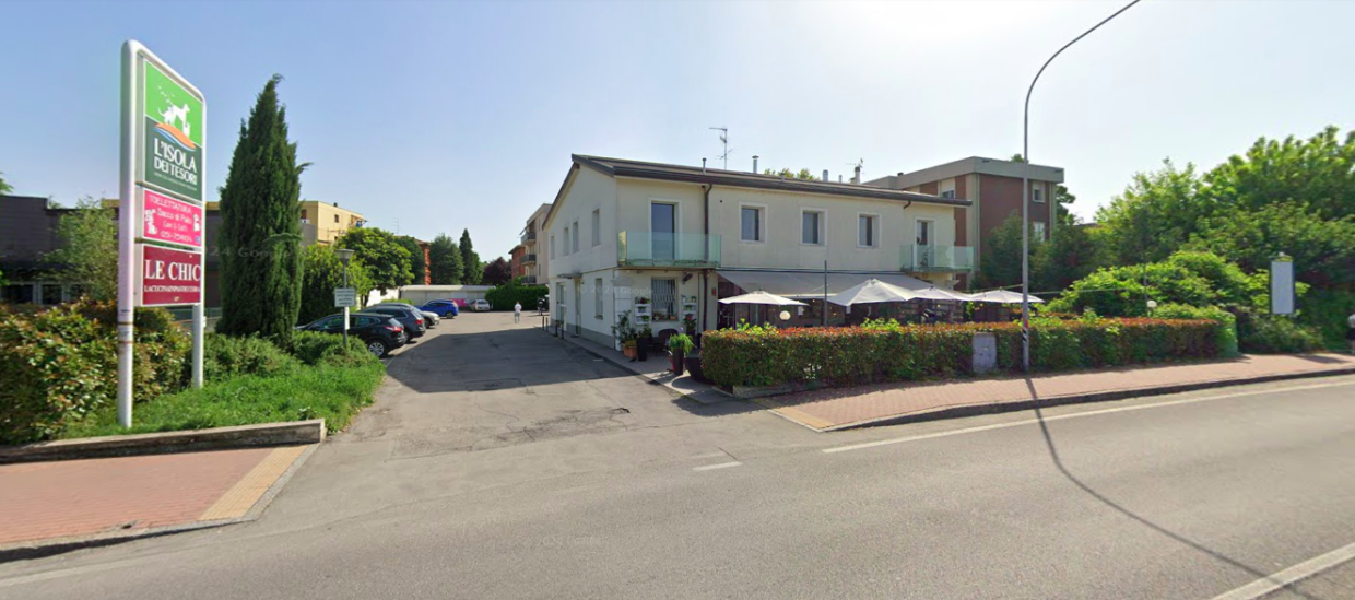 Devastata la pasticceria 'Le Chic' a Zola Pedrosa: rubati il pos e pochi contanti dal fondo cassa