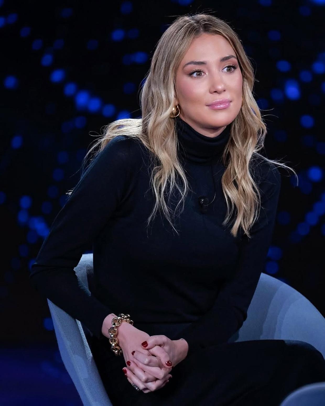 Alice Campello: "Dopo l'ultimo parto sono quasi morta e dopo abbiamo entrambi sofferto di depressione"