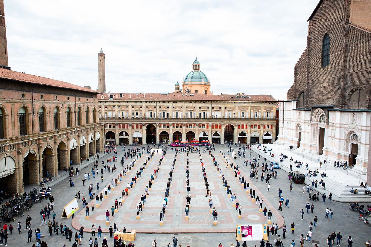 Il 12 aprile, Piazza Maggiore diventerà un’agorà per gli studenti bolognesi per il progetto Speakers Corner 
