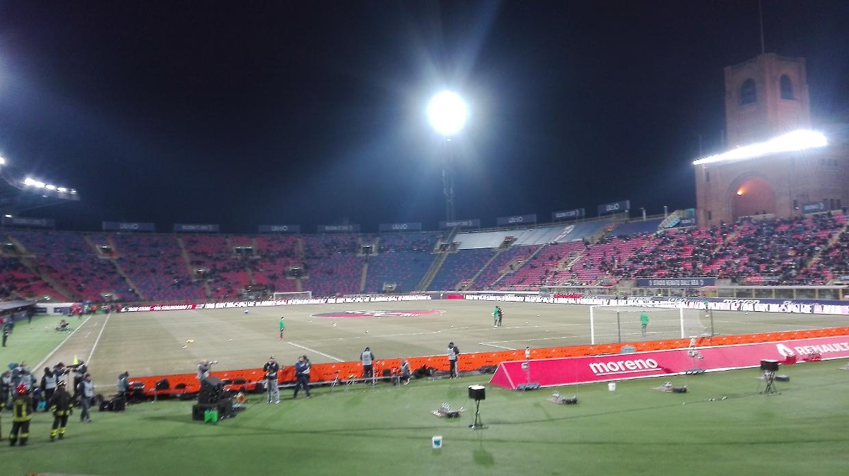 Bologna-Napoli: sequestri e multe per oltre 7mila euro ai venditori abusivi