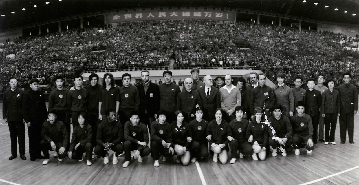 Quella volta in cui il ping pong cambiò la storia: come un gioco da tavolo abbatté le barriere tra USA e Cina