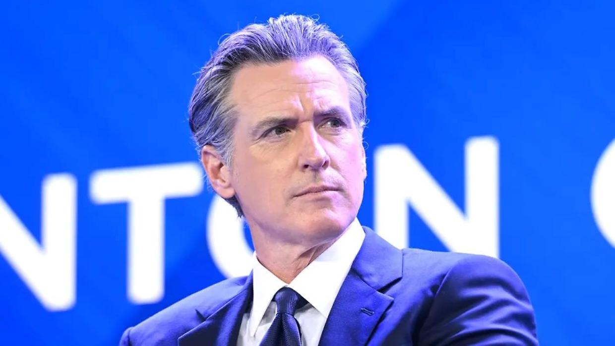California sfida l'amministrazione Trump: causa legale contro i dazi per proteggere l'economia dello stato