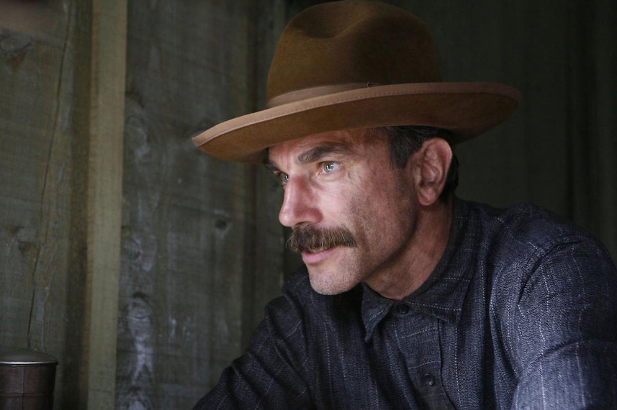 Daniel Day-Lewis: la leggenda silenziosa del cinema compie 68 anni