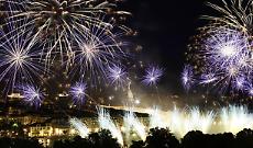 Capodanno 2026, la provincia di Torino si accende con fuochi, castelli e borghi